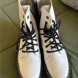 Jadon Dr Martens UK5